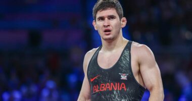 Mundje, Shqipëria pranë historisë/ Valiev fiton në rikualifikim, në garë për medaljen e bronzit