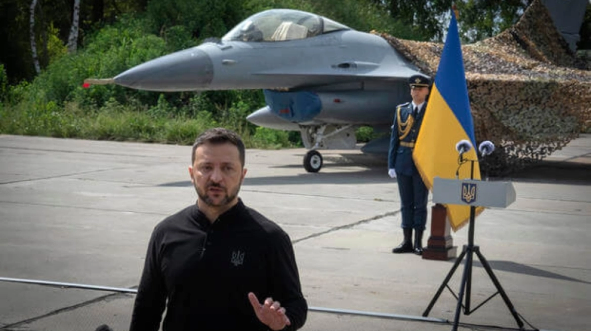 Ukrainë, Zelensky shkarkon shefin e Forcave Ajrore pas rrëzimit të F-16 të SHBA