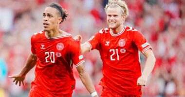 Nations League/ Danimarka e pathyeshme në “shtëpi”, “Vikingët” fitojnë lehtshëm ndaj Serbisë
