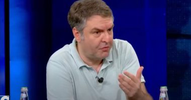 “Tregu i punës ka dinamikën e tij”, eksperti Pashaj: Thelbësore merita, nëse një punëmarrës paguhet më mirë në një tjetër kompani do të ikë