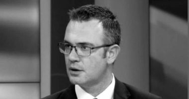 Ndarja nga jeta e ish deputetit Gert Bogdani/ Kuvendi shtyn punimet e seancës plenare pasditen e së enjtes