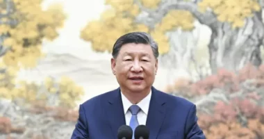 Presidenti kinez: Të gjithë të ndihmojmë në zgjidhjen paqësore të krizës në Ukrainë