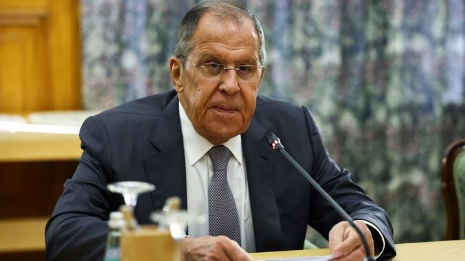 Lavrov: Rusia nuk dëshiron përshkallëzim, por politikanët perëndimorë sillen si fëmijë