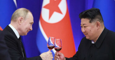 Koreja e Veriut u shet birrë rusëve