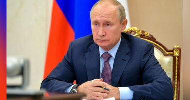 Putin: E presim Vuçiçin në forumin e BRICS