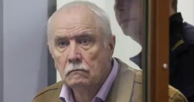 Fizikani rus dënohet me 15 vjet burg për tradhti