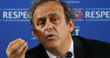 “Futbolli është bërë i mërzitshëm”, Platini propozon ndryshimin drastik: Nevojitet të hiqet një lojtar