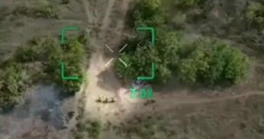 CNN publikon pamjet: Rusët ekzekutojnë pa mëshirë ushtarët ukrainas që u dorëzuan