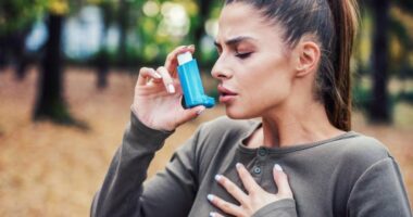 Studimi: Astma mund të rrisë shanset për abort dhe infertilitet te gratë