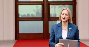 Skemë e re subvencionesh për fermerët/ Denaj: Ndërtimi i serrave, stallave dhe akuakultura