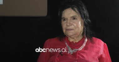 Në moshën 90-vjeçare, “Mamica Kastrioti” zbulon “sekretin” e bukurisë së përjetshme: E realizoja dhe në internim