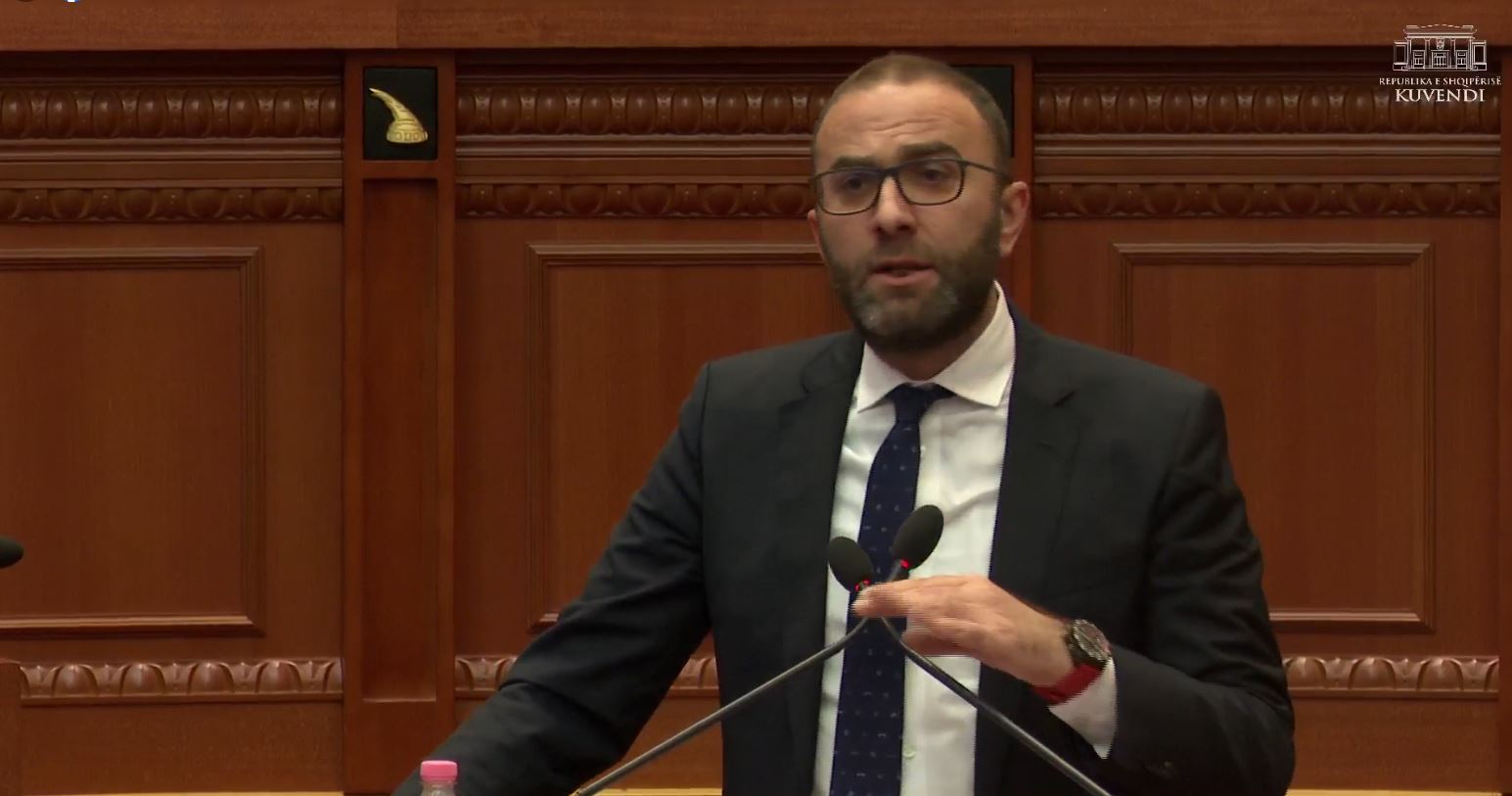 Kurum, interpelancë në Kuvend/ Bardhi: Reagime kontradiktore nga institucionet. Nuk kemi të bëjmë me një ngjarje të izoluar