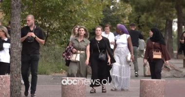 Shqiptarët në familje të mëdha/ Gati 90 përqind e familjeve jetojnë tre breza nën një çati