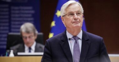 Francë, Macron zgjedh kryeministrin e ri