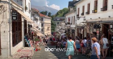 Pronat pasurojnë gjirokastritët/ Shtëpitë në disa lagje shiten deri në 800 mijë euro