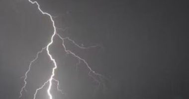 Tragjedi në Indi, tetë të vdekur nga rrufeja, mes tyre 6 fëmijë