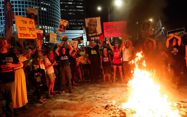 Protesta e pestë radhazi në Tel Aviv, kërkohet lirimi i pengjeve izraelite