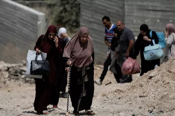 FOTO/ Banorët kthehen në Jenin pas tërheqjes së trupave izraelitë