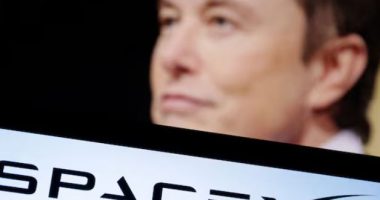 Musk planifikon të dërgojë pesë anije kozmike në Mars brenda dy viteve