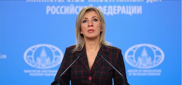 Zakharova: Do të synojmë mediat amerikane në përgjigje të lëvizjes kundër transmetuesit shtetëror rus