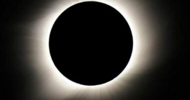 Eklipsi i dytë hënor pritet të ndodhë më 18 shtator