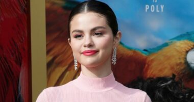 Selena Gomez zbulon se nuk mund të ketë fëmijë për shkak të çështjeve mjekësore