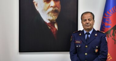 Profil/ Kush është Sokol Bizhga, kreu i komanduar i Policisë së Shtetit