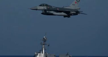 Synimi i Turqisë për t’u bërë fuqi e madhe detare alarmon fqinjët e saj