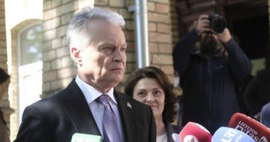 Presidenti i Lituanisë i bën thirrje NATO-s që të lejojë Ukrainën të sulmojë territorin rus