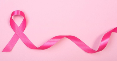Tetori rozë, muaji i ndërgjegjësimit për kancerin e gjirit