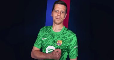 Szczesny i rikthehet futbollit, “gardiani” polak firmos me “Katalanasit” e Barcelona
