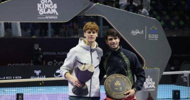 Sinner, “mbreti” i Arabisë/ Tenisti italian triumfon në turneun e pasur saudit, në finale mundi spanjollin Alcaraz