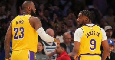 NBA/ LeBron dhe djali i tij shkruajnë historinë në triumfin e Lakers, Boston fiton me rekord tripikëshash