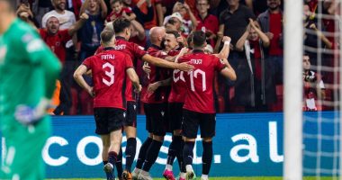 Bindin Mitaj dhe Ramadani/ Mbrojtësi shkëlqen në një pozicion tjetër në Arabi, mesfushori ndër më të mirët në Lecce-Verona