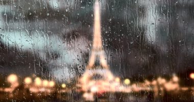 Franca lëshon paralajmërim për 19 provinca, shkak rreziku i përmbytjeve dhe stuhive