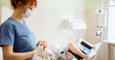 Ndalohen protestat para klinikave të abortit në Britaninë e Madhe