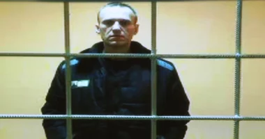 “Do të vdes këtu, s’do t’i them kujt lamtumirë…”, publikohen kujtimet që shkroi lideri opozitar rus Alexei Navalny në burg