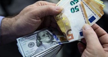 Euro dobësohet përballë dollarit/ Bie me 3 për qind para vendimit të Bankës Qendrore Europiane për normën e interesit