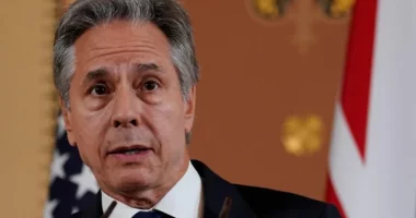 Blinken paralajmëron Izraelin për krizën humanitare në Gaza: Duhet bërë shumë më tepër