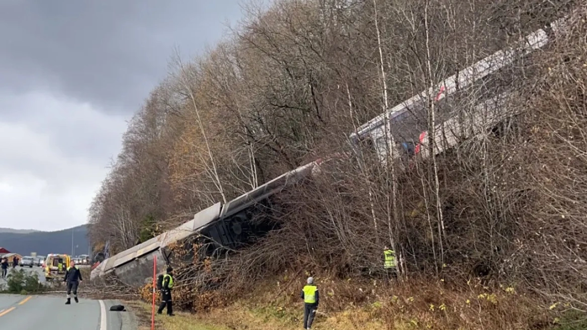 Norvegji, treni me 90 pasagjerë del nga shinat, raportohet për një viktimë