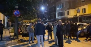 Protesta e opozitës, bllokimi i rrugëve në Elbasan, tre të arrestuar, procedohen edhe 3 deputetë të PD