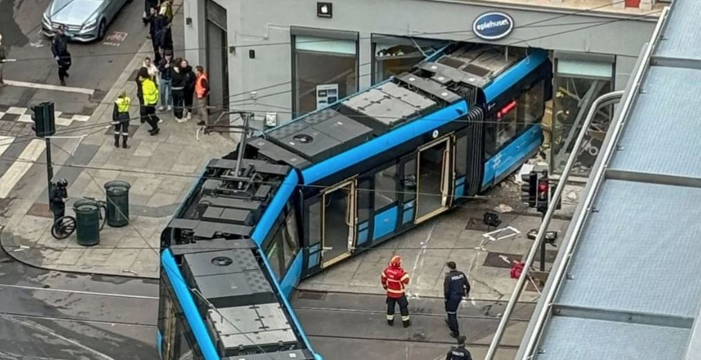 Tramvaji përplaset në një dyqan në Oslo, plagosen katër persona