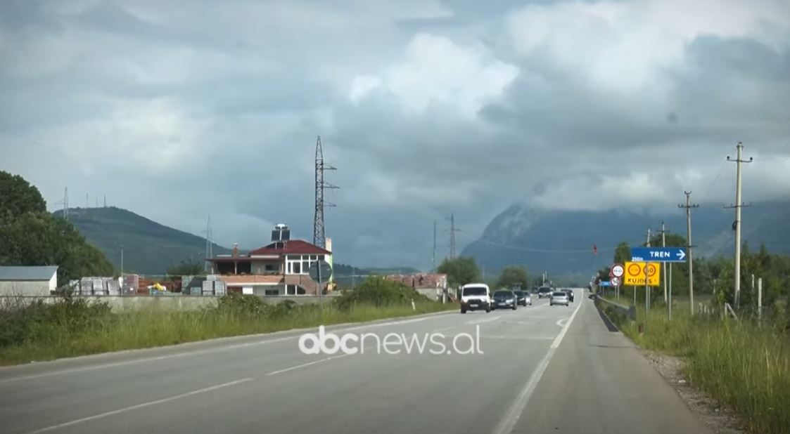 “Qilimi” i Klonit, “edhe Paskal edhe Hoxhë”! “Jasas Sofia”, “mirëmëngjes” në shqip