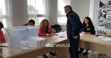 Minoriteti bullgar, në votime/ Votojnë për zgjedhjet e parakohshme parlamentare në Bullgari