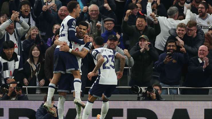 Premier League/ Tottenham bën “poker”, Solanke “magjik” në fitoren ndaj Aston Villa