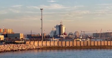 Ankorohet në Portin e Durrësit anija me 2100 ton mbetje të dyshuara toksike