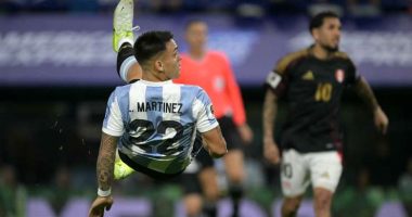 Reagojnë kampionët e botës/ Argjentina mund 1-0 Perunë dhe kthehet te fitoret, “Bardhekaltërit” të parët në eliminatoret