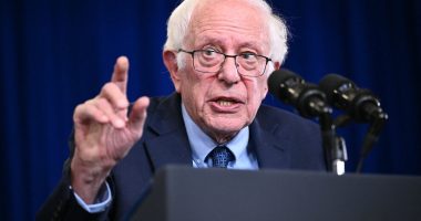 “Fushatë katastrofë e demokratëve”/ Senatori Sanders: Humbën se nuk mbështetën klasën e mesme
