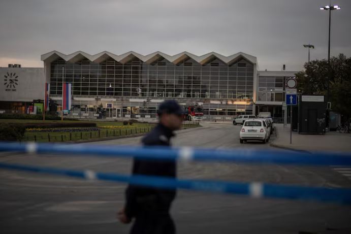 Serbi/ 11 të arrestuar nga shembja e çatisë në stacionin hekurudhor