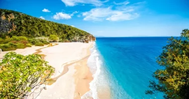 Sugjerimi i medias amerikane: Vlora dhe Ksamili mes destinacioneve më të mira në Evropë për t’u vizituar në 2025